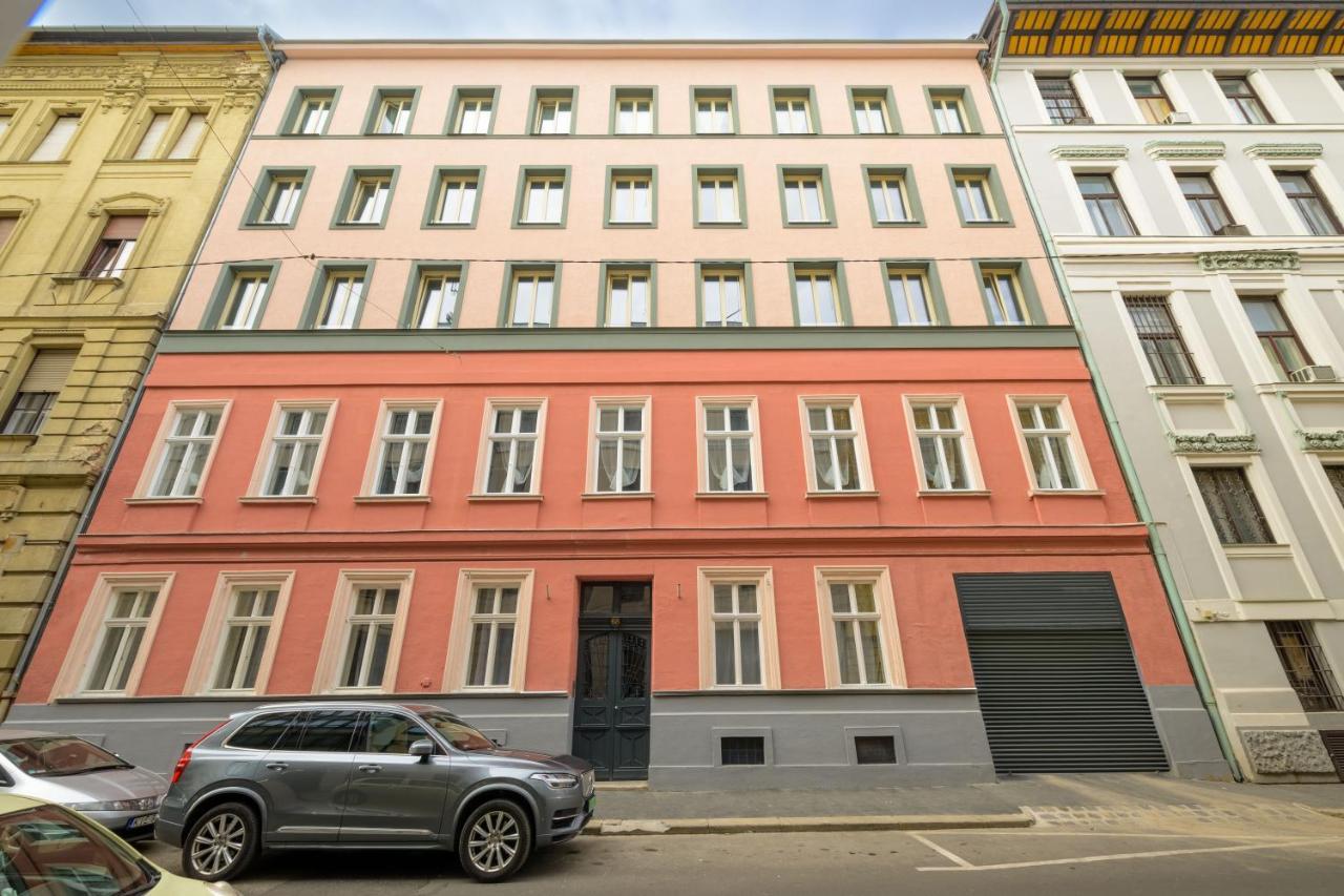 Millenium Spa-Heroes Apartment Budapest Exterior photo